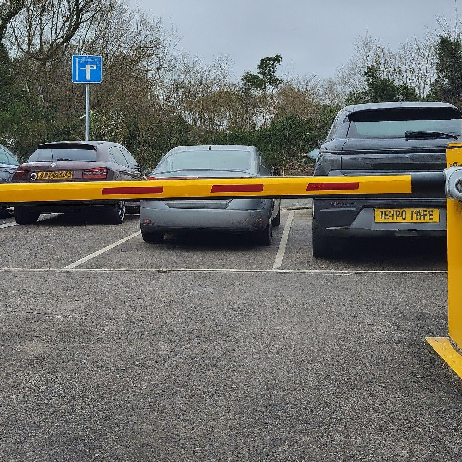 Manual Boom Barriers